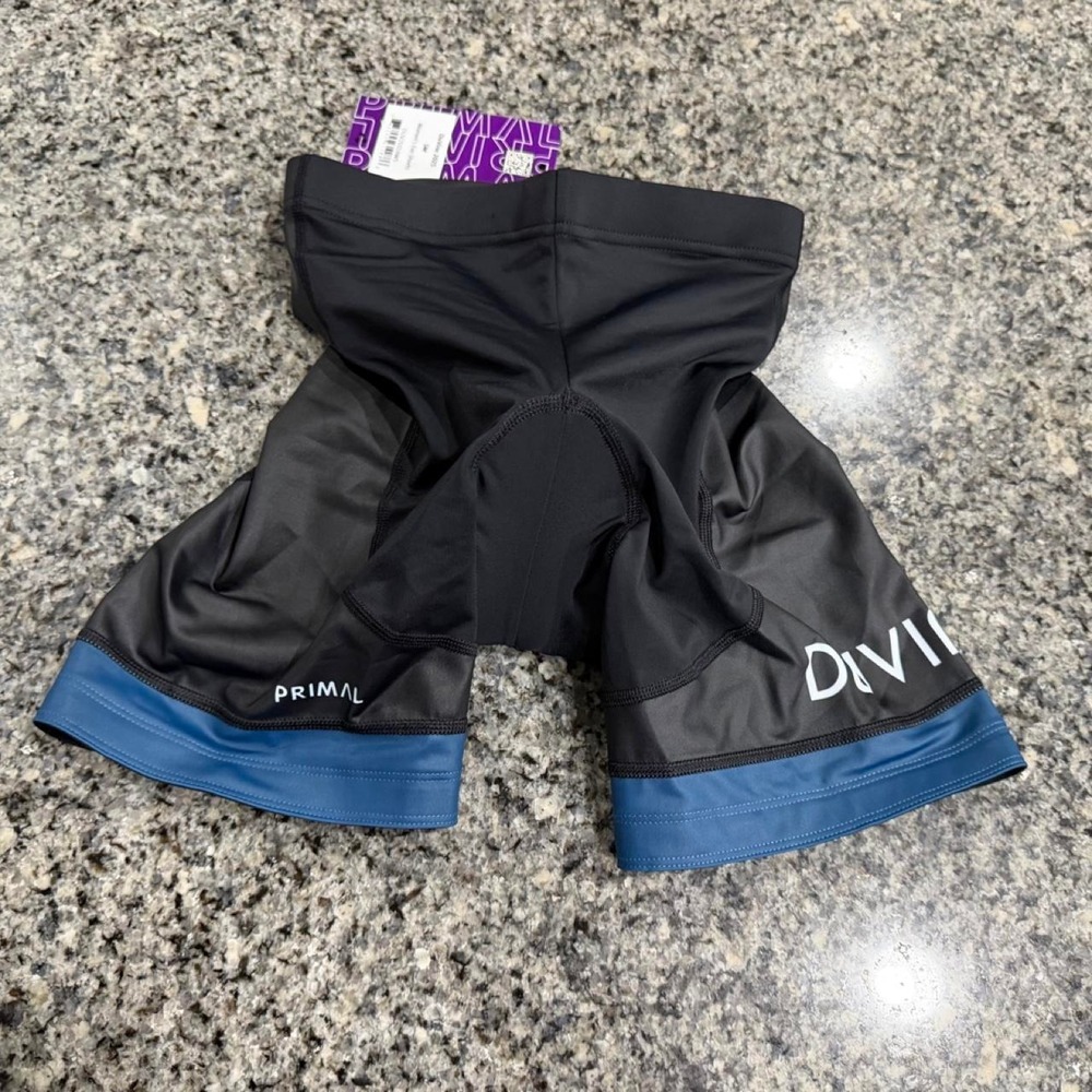 DuVine black cycling shorts, Size S